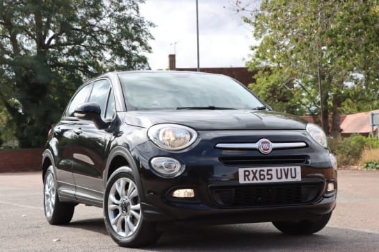 A null FIAT 500X 1.6 E-Torq Pop Star SUV 5dr Petrol Manual Euro 6 (110 ps) Just Serviced Rea