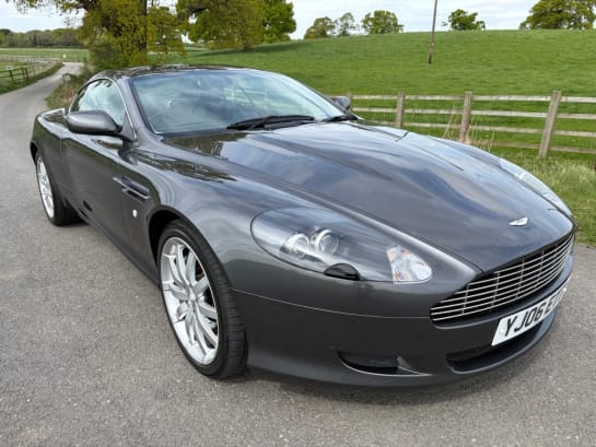 A null ASTON MARTIN DB9 5.9 Coupe 2dr Petrol Seq (394 g/km, 450 bhp)