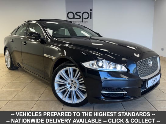 A null JAGUAR XJ 3.0d V6 Portfolio Saloon 4dr Diesel Auto Euro 5 (s/s) (275 ps) 20" ALLOYS,