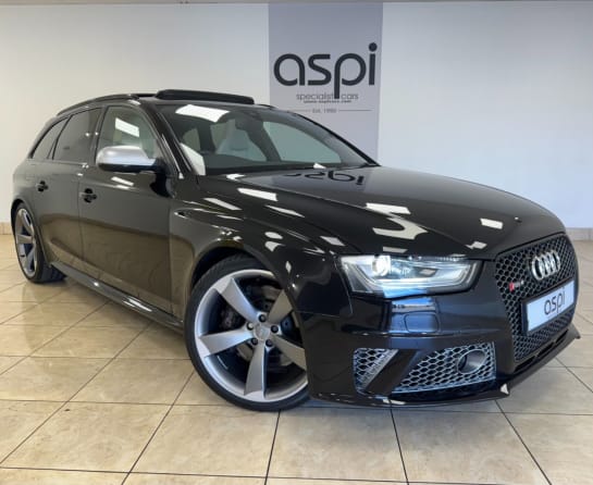 A null AUDI RS4 AVANT 4.2 FSI V8 Estate 5dr Petrol S Tronic quattro Euro 5 (450 ps) HEATED F/SEAT