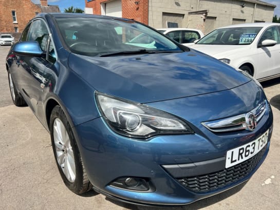 A 2013 VAUXHALL ASTRA GTC SRI CDTI