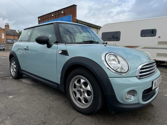 A null MINI HATCH 1.6 One D Hatchback 3dr Diesel Manual Euro 5 (s/s) (90 ps)