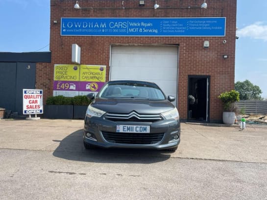 A null CITROEN C4 1.6 VTi Exclusive Hatchback 5dr Petrol Manual Euro 5 (120 ps)
