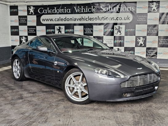 A 2006 ASTON MARTIN VANTAGE V8