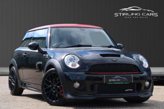 A null MINI HATCH 1.6 John Cooper Works Hatchback 3dr Petrol Manual Euro 5 (211 ps)