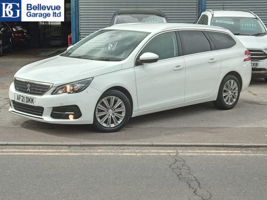 A null PEUGEOT 308 SW 1.2 PureTech GPF Allure Estate 5dr Petrol Manual Euro 6 (s/s) (130 ps) £200