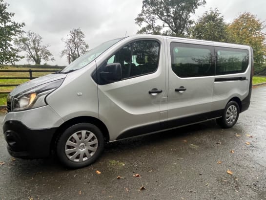 A 2016 RENAULT TRAFIC LL29 BUSINESS ENERGY DCI