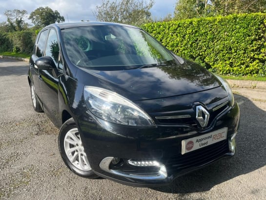 A 2014 RENAULT SCENIC DYNAMIQUE TOMTOM ENERGY DCI S/S