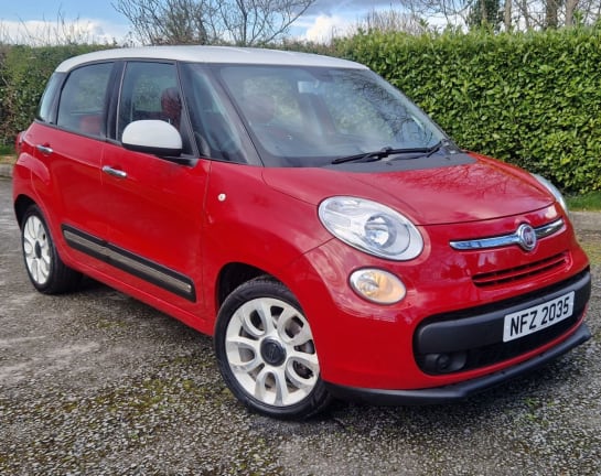 A null FIAT 500L 1.6 MultiJet Pop Star MPV 5dr Diesel Manual Euro 5 (s/s) (105 bhp)
