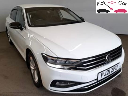 A 2021 VOLKSWAGEN PASSAT 2.0L SE Nav TDI Semi-Auto Saloon 4dr Diesel Euro 6 (148 bhp)