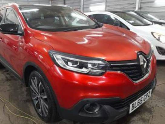 A 2016 RENAULT KADJAR 1.2L SIGNATURE NAV TCE SUV 5dr Petrol Manual Euro 6 (129 bhp)