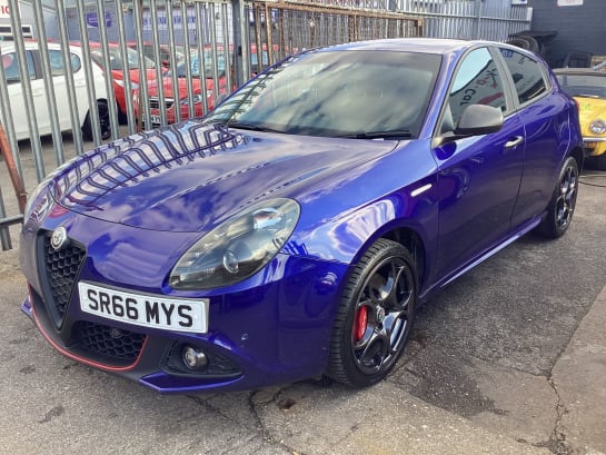 A 2017 ALFA ROMEO GIULIETTA 1.4L TB MULTIAIR SPECIALE Hatchback 5dr Petrol Manual Euro 6 (150 bhp)