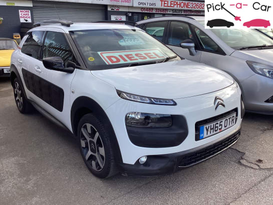 A 2015 CITROEN C4 CACTUS 1.6L Flair Blue HDi  SUV 5dr Diesel Manual Euro 6 (98 bhp)