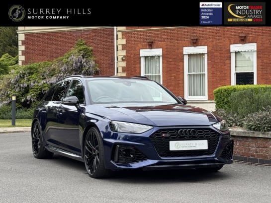 A 2022 AUDI RS4 AVANT 2.9 TFSI V6 Carbon Black Estate 5dr Petrol Tiptronic quattro Euro 6 (s/s) (450 ps)