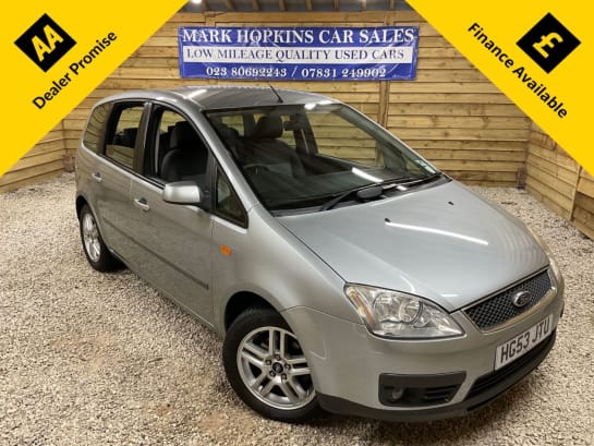 A null FORD FOCUS C-MAX 1.8 Zetec MPV 5dr Petrol Manual (170 g/km, 118 bhp) *ULTRA LOW MILEAGE & OU