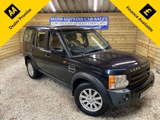 A null LAND ROVER DISCOVERY 3 2.7 TD V6 SE SUV 5dr Diesel Automatic (270 g/km, 190 bhp) HIGH SPEC 7SEATER