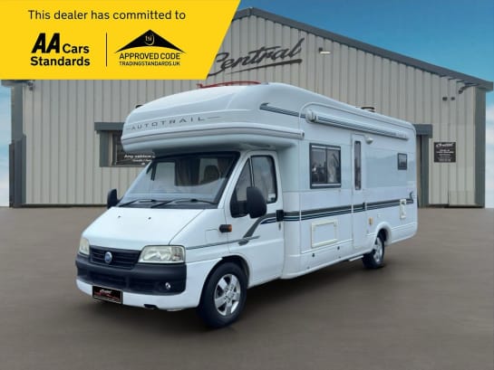 A null AUTO-TRAIL DAKOTA SE Auto-Trail Dakota SE 4 Berth Hi-Line Motorhome