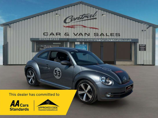 A 2014 VOLKSWAGEN BEETLE DESIGN TDI