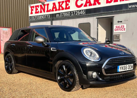 A null MINI CLUBMAN 1.5 COOPER 5d 134 BHP + 1 FKEEPER + 2KEYS + SAT NAV+ DAB