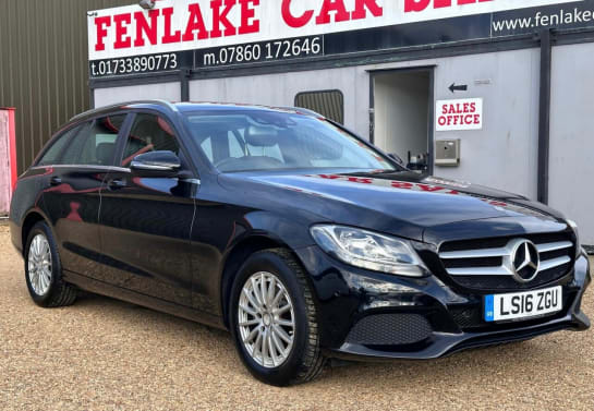 A null MERCEDES-BENZ C-CLASS 2.0 C200 SE EXECUTIVE 5d 184 BHP + SAT NAV + HTD LTHRS + DAB +