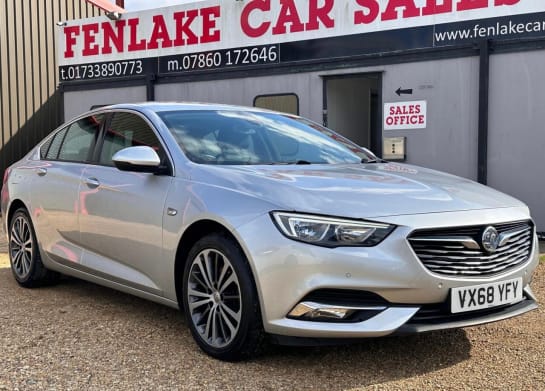 A null VAUXHALL INSIGNIA GRAND SPORT 2.0 SRI NAV 5d 168 BHP + SAT NAV+ DAB RADIO+ PARKING AID+