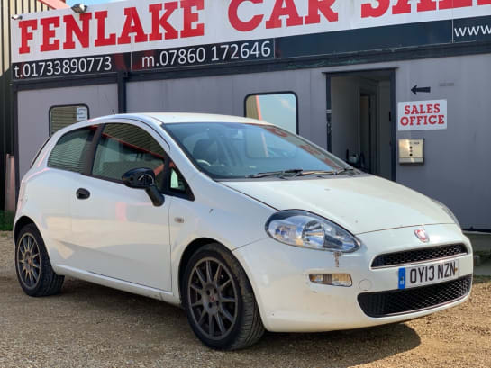 A null FIAT PUNTO 1.2 Pop Hatchback 3dr Petrol Manual Euro 5 (69 bhp)