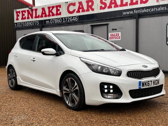 A null KIA CEED 1.6 CRDi GT-Line Hatchback 5dr Diesel Manual Euro 6 (s/s) (134 bhp) + SAT N