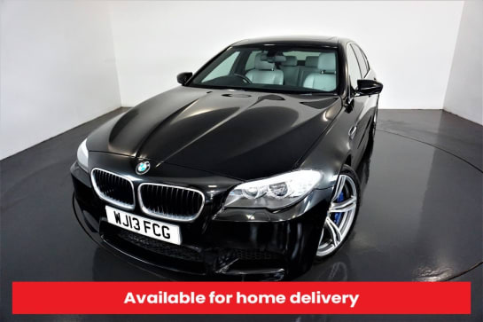 A null BMW M5 4.4 M5 4d AUTO 553 BHP-2 OWNER CAR-LOW MILEAGE EXAMPLE-SILVERSTONE MERINO L
