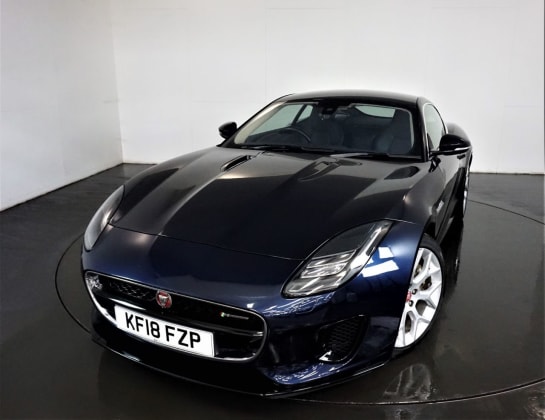A 2018 JAGUAR F-TYPE V6 R-DYNAMIC