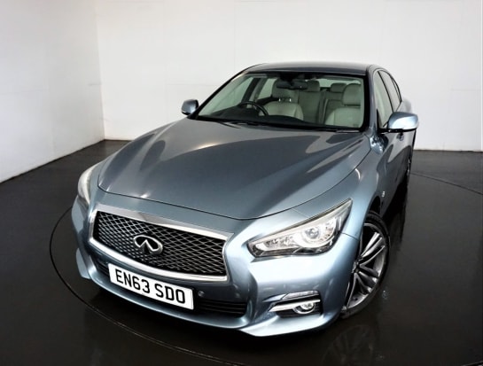 A 2014 INFINITI Q50 SPORT D