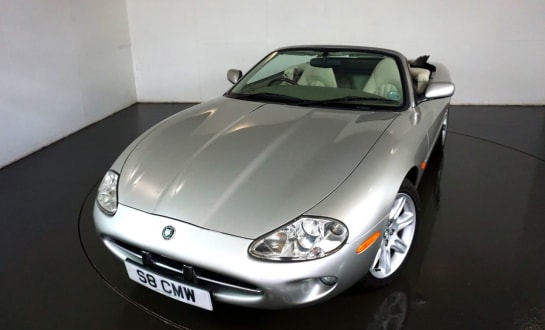 A null JAGUAR XK8 4.0 CONVERTIBLE 2d AUTO 290 BHP-FANTASTIC LOW MILEAGE EXAMPLE-FINISHED IN M