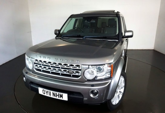 A null LAND ROVER DISCOVERY 4 3.0 4 TDV6 HSE 5d 245 BHP-2 FORMER KEEPERS-FINISHED IN STORNOWAY GREY METAL