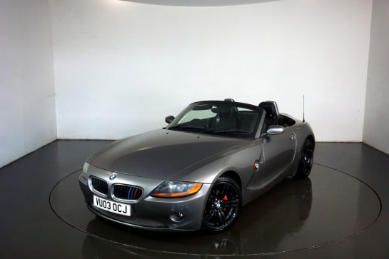 A null BMW Z4 2.5 Z4 ROADSTER 2d 190 BHP-Nice example finished in Sterling grey metallic-