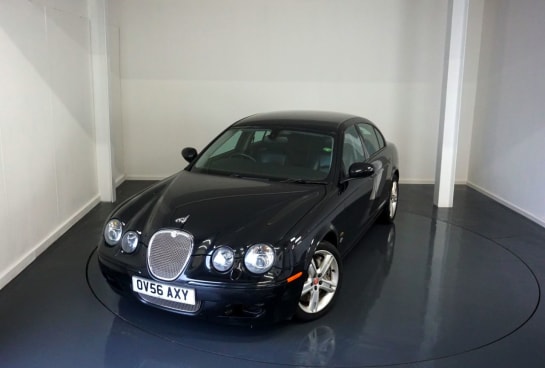 A null JAGUAR S-TYPE 4.2 V8 R Saloon-Superb Example-18 Inch Alloy Wheels with Matching Goodyear