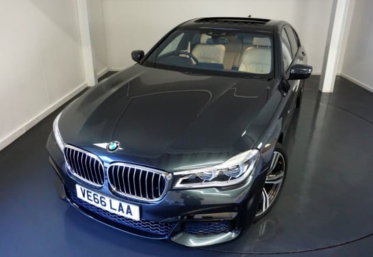 A null BMW 7 SERIES 3.0 730d M Sport-£22,000 WORTH OF OPTIONAL EXTRAS-2 OWNER CAR FINISHED IN S