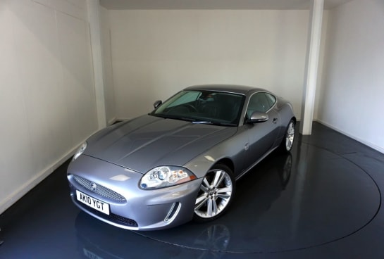 A null JAGUAR XK 5.0 V8 Coupe 2dr Petrol Auto Euro 5 (385 ps)-Superb Example Finished In Lun