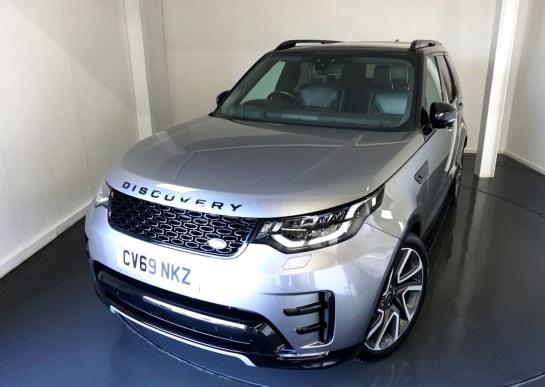 A null LAND ROVER DISCOVERY 5 3.0 SD V6 HSE SUV 5dr Diesel Auto 4WD Euro 6 (s/s) (306 ps)