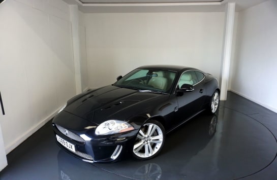 A null JAGUAR XKR 5.0 V8 Coupe 2dr Petrol Auto Euro 5 (510 ps)-3 Former Keepers-Last Keeper S