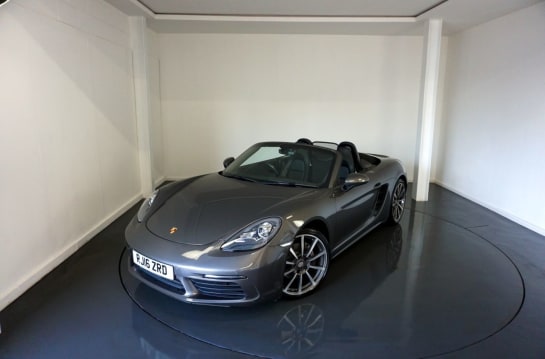 A null PORSCHE 718 BOXSTER 2.0T Convertible 2dr Petrol PDK Euro 6 (s/s) (300 ps)-Factory Extras Worth