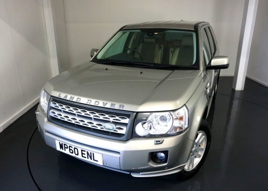 A null LAND ROVER FREELANDER 2 2.2 SD4 XS SUV 5dr Diesel CommandShift 4WD Euro 5 (190 ps)