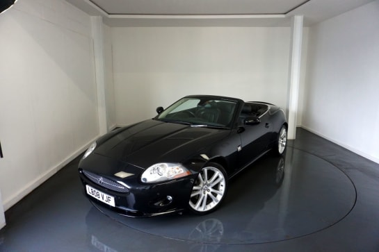A null JAGUAR XK 4.2 V8 Convertible 2dr Petrol Auto Euro 4 (300 ps)-Superb Low Mileage Examp