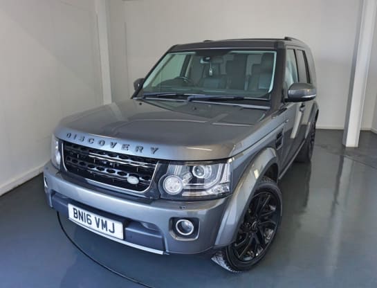 A null LAND ROVER DISCOVERY 4 3.0 SD V6 HSE SUV 5dr Diesel Auto 4WD Euro 6 (s/s) (256 bhp)-3 Former Keepe