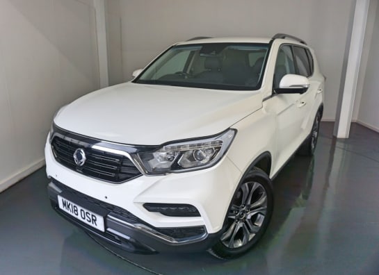 A null SSANGYONG REXTON 2.2D Ultimate SUV 5dr Diesel T-Tronic 4WD Euro 6 (181 ps)-1 Former Keeper-F
