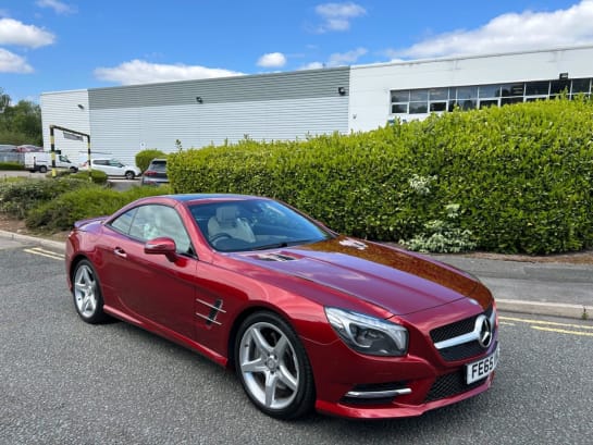 A null MERCEDES-BENZ SL 4.7 SL500 V8 AMG Sport Convertible 2dr Petrol G-Tronic+ Euro 6 (s/s) (455 p