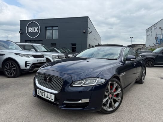 A null JAGUAR XJ 3.0 V6 Portfolio Saloon 4dr Petrol Auto-2 FORMER KEEPERS FINISHED IN LOIRE