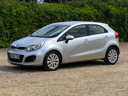 A null KIA RIO 1.4 2 ECODYNAMICS 5d 107 BHP