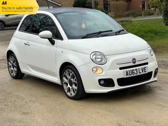 A null FIAT 500 1.2 S Hatchback 3dr Petrol Manual Euro 5 (s/s) (69 bhp)