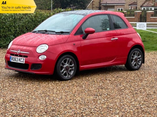 A null FIAT 500 1.2 S Hatchback 3dr Petrol Manual Euro 5 (s/s) (69 bhp)