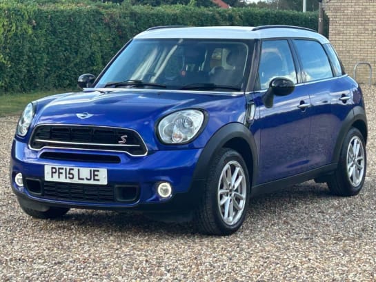 A null MINI COUNTRYMAN 2.0 Cooper SD SUV 5dr Diesel Manual Euro 5 (s/s) (143 ps)