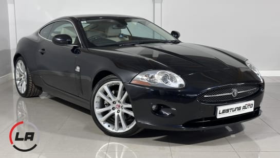 A 2008 JAGUAR XK 4.2 V8 Coupe 2dr Petrol Auto Euro 4 (300 ps)